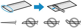 Obrázek popisující použití pera k uhlazení zaváděcího okraje obálek