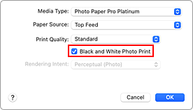 الشكل: طباعة صور أبيض وأسود (Black and White Photo Print) ضمن الجودة والوسائط (Quality & Media) في مربع الحوار طباعة (Print)