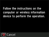 Pantalla Configuración sin cables: Siga las instrucciones que aparecen en el ordenador o en el dispositivo de información inalámbrico para realizar la operación