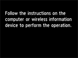 Pantalla Configuración sin cables: Siga las instrucciones que aparecen en el ordenador o en el dispositivo de información inalámbrico para realizar la operación